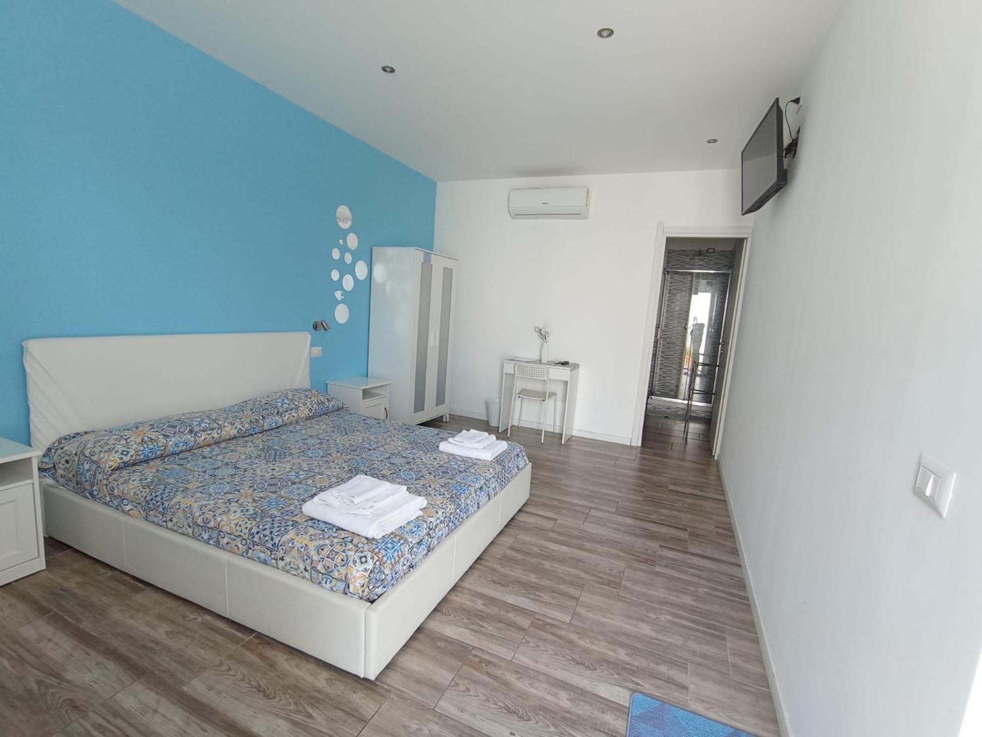 Borgomarino'S Room Cefalù Zewnętrze zdjęcie
